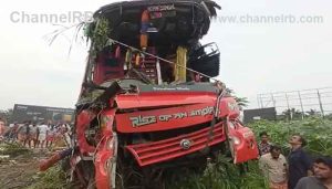 Read more about the article ബ്ലാക്ക് ലിസ്റ്റിലുള്ള ടൂറിസ്റ്റ് ബസ് അപകടം അമിത വേഗതയിലെന്ന് പ്രാഥമിക വിവരം; ബസെത്തിയത് വേളാങ്കണ്ണി ട്രിപ്പിന് ശേഷം, മരിച്ചവരില്‍ അഞ്ചു വിദ്യാര്‍ത്ഥികളും, സ്വമേധയാ കേസെടുത്ത് ഹൈക്കോടതി