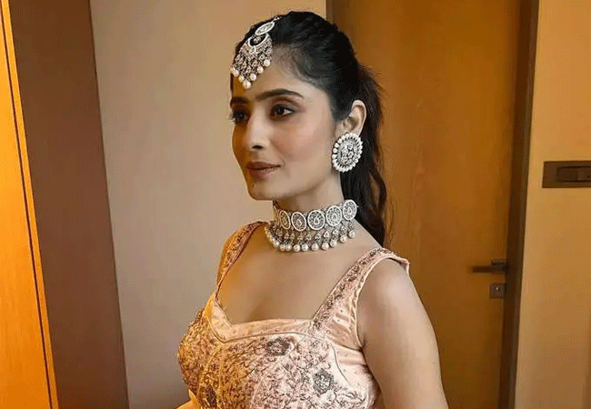 Read more about the article നടി വൈശാലി ടക്കറിൻ്റെ  ആത്മഹത്യ; അയൽവാസിയും മുൻ കാമുകനുമായ രാഹുൽ നവ്‌ലാനിയെ അറസ്റ്റ് ചെയ്തു