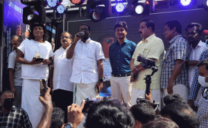 Read more about the article മറഡോണയുടെ സ്വര്‍ണശില്‍പ്പവും സന്ദേശവുമായി ബോചെ ആലപ്പുഴയില്‍