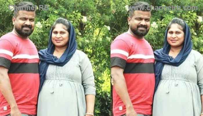 Read more about the article ഹണി ട്രാപ്പിലൂടെ ദമ്പതികള്‍ തട്ടിയെടുത്തത് 68 കാരൻ്റെ 23 ലക്ഷം; മലപ്പുറത്തുള്ള സമ്പന്നനായ വൃദ്ധനുമായി റാഷിദ വീട്ടിലെത്തുമ്പോള്‍ ഭര്‍ത്താവ് മാറിനില്‍ക്കും