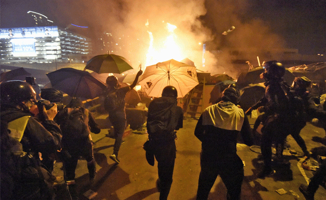 You are currently viewing ഷി ജിൻപിങ് രാജിവെക്കണം; കമ്യൂണിസ്റ്റ് പാർട്ടി അധികാരമൊഴിയണം; ചൈനയിൽ കോവിഡ് നിയന്ത്രണങ്ങൾക്കെതിരായ പ്രതിഷേധം ശക്തം