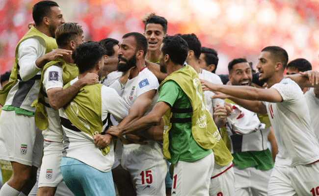 You are currently viewing ഖത്തർ ലോകകപ്പിൽ അട്ടിമറി തുടരുന്നു; എതിരില്ലാത്ത രണ്ട് ഗോളിന് വെയിൽസിനെതിരെ ഇറാന് വിജയം