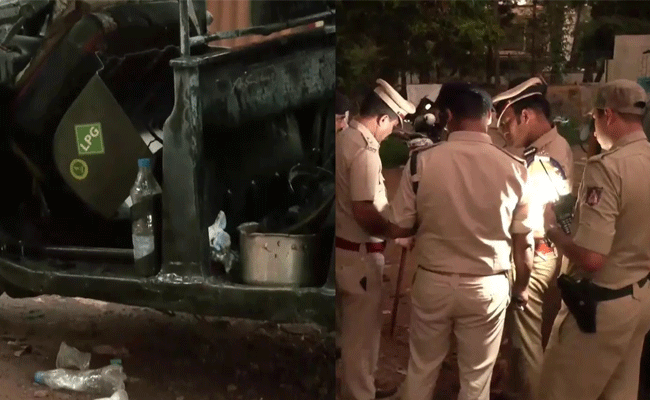 You are currently viewing മംഗളൂരുവില്‍ ഓടിക്കൊണ്ടിരിക്കെ ഓട്ടോറിക്ഷയില്‍ സ്ഫോടനം; സൂത്രധാരനെ പോലീസ് തിരിച്ചറിഞ്ഞു