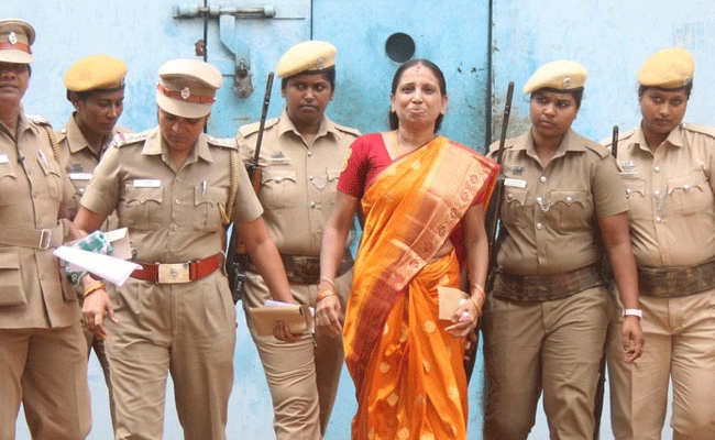 Read more about the article രാജീവ് ഗാന്ധി വധക്കേസ്; നളിനി ഉള്‍പ്പടെ ആറ് പേരെ മോചിപ്പിക്കാന്‍ സുപ്രീം കോടതിയുടെ ഉത്തരവ്