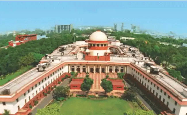 Read more about the article രാജ്യം വീണ്ടും തിളച്ച് മറിയണമെന്ന് ആഗ്രഹിക്കുന്നുണ്ടോ; ഇന്ത്യ മതേതര രാജ്യമെന്ന് ഓർക്കണമെന്ന് സുപ്രീംകോടതി