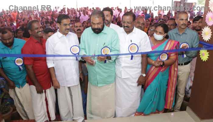 Read more about the article പൊതുവിദ്യാഭ്യാസ സംരക്ഷണ യജഞം; അക്കാദമിക നിലവാരത്തിലും അടിസ്ഥാന സൗകര്യ- വികസന മേഖലയിലും  വിപ്ലവകരമായ മാറ്റങ്ങൾ