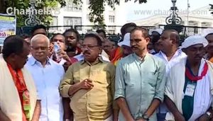 Read more about the article തുറമുഖത്തിന് വേണ്ടി ഞങ്ങളൊന്ന്; വിഴിഞ്ഞം സമരത്തിനെതിരെ ഒരുമിച്ചോരു വേദിയില്‍ സി.പി.എം- ബി.ജെ.പി നേതാക്കള്‍