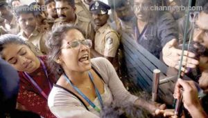 Read more about the article ഐ.എഫ്.എഫ്.കെ വേദിയിലെ പ്രതിഷേധം; മൂന്ന് വിദ്യാർത്ഥികൾക്കും കണ്ടാലറിയാവുന്ന 30 പേർക്കെതിരെയും കേസ്, മമ്മൂട്ടി ചിത്രത്തിൻ്റെ പ്രദർശനത്തെ ചൊല്ലിയുണ്ടായ തര്‍ക്കത്തെ തുടര്‍ന്നാണ് പ്രതിഷേധം