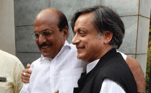 Read more about the article ശശി തരൂരുമായി ബന്ധപ്പെട്ട് കോൺഗ്രസിനുള്ളിലുണ്ടായ വിഭാഗീയത; യു.ഡി.എഫ് മുന്നണിയുടെ കെട്ടുറപ്പിനെ ബാധിക്കുന്നതായിപി.കെ കുഞ്ഞാലിക്കുട്ടി