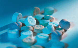 Read more about the article മൊഗ്രാല്‍ പുത്തൂര്‍ ഭാഗത്തെ വാഹന പരിശോധന; കാറില്‍ സൂക്ഷിച്ച എം.ഡി.എം.എ പിടികൂടി