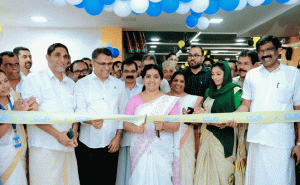 Read more about the article റിയൽ ഹൈപ്പർമാർക്കറ്റിൻ്റെ നവീകരിച്ച ഷോറൂം ഉദ്ഘാടനം ചെയ്തു