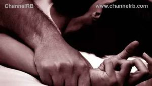 Read more about the article ഭാര്യയെ സുഹൃത്തുക്കൾക്ക് ഒപ്പം ലൈംഗിക ബന്ധത്തിന് നിർബന്ധിച്ചു, ശേഷം വീഡിയോ കാട്ടി ഭീഷണിപ്പെടുത്തി, എഞ്ചിനീയർ അറസ്റ്റിൽ