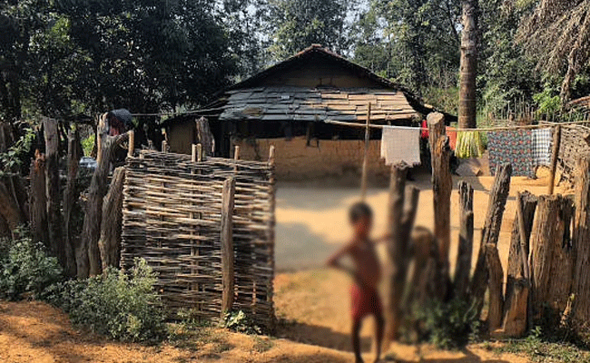 Read more about the article പട്ടിക വര്‍ഗ കുടുംബങ്ങള്‍ക്ക് 200 തൊഴില്‍ ദിനങ്ങള്‍; തടുപ്പ ട്രൈബല്‍ പ്ലസ് കാമ്പയിനുമായി പുല്ലൂര്‍ പെരിയ പഞ്ചായത്ത്