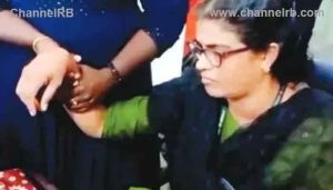 Read more about the article സബ് രജിസ്ട്രാർക്ക് വേണ്ടി കൈക്കൂലി വാങ്ങിയ ജീവനക്കാരി പിടിയില്‍‌; ഒന്നാംപ്രതി സബ് രജിസ്ട്രാറുടെ വീട്ടിലും പരിശോധന