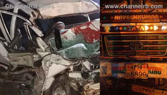 You are currently viewing ആലപ്പുഴ ദേശീയ പാതയില്‍ വാഹനാപകടം; അഞ്ചുപേർ മരിച്ചു, അപകട കാരണം വ്യക്തമല്ല