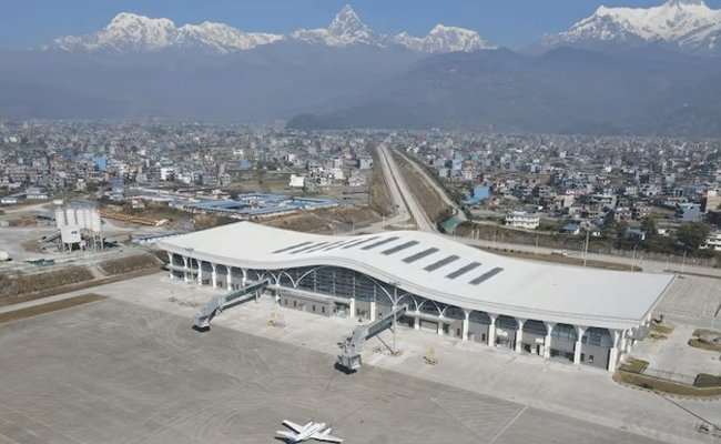 Read more about the article അപകടമുണ്ടായ നേപ്പാളിലെ പൊഖാറ വിമാനത്താവളം ചൈന നിര്‍മ്മിച്ചത്; ഉദ്ഘാടനം ചെയ്തത് 14 ദിവസം മുമ്പ്; ഉദ്ഘാടനത്തിന് മുമ്പുതന്നെ വിവാദവും