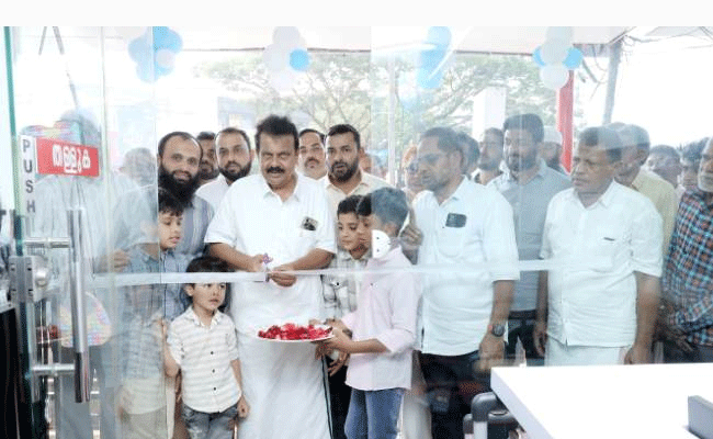 You are currently viewing ബ്രാൻഡഡ് ബാഗുകൾ ഇനി മുതൽ മിതമായ നിരക്കിൽ; നിക്കോ ബാഗ് കാസർകോട് പ്രവർത്തനമാരംഭിച്ചു