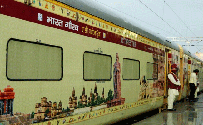 Read more about the article ടൂറിസം മേഖലയ്ക്ക് കരുത്തേകാൻ ഇന്ത്യൻ റെയിൽവേ; ഏറ്റവും പുതിയ വിനോദ സഞ്ചാര ട്രെയിൻ ഫെബ്രുവരി മുതൽ; കൂടുതൽ അറിയാം