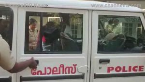 Read more about the article അഞ്ചുതരം ലഹരിവസ്തുക്കള്‍ പിടികൂടിയതിൽ ഊർജിത അന്വേഷണം; ഗര്‍ഭിണിയായ യുവതിയടക്കം അറസ്‌റ്റിലായ മൂന്നുപേര്‍ റിമാണ്ടിൽ