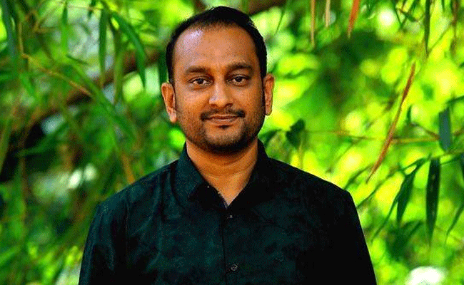 Read more about the article പോലീസ് എറിഞ്ഞ കല്ല് തിരിച്ചെറിയുക മാത്രമാണ് പ്രവര്‍ത്തകര്‍ ചെയ്തത്; പോലീസിനെതിരെ നടപടി ആവശ്യപ്പെട്ട്  പി. കെ ഫിറോസ്