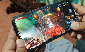 Read more about the article കുട്ടികൾക്ക് ഓൺലൈൻ ഗെയിം കളിക്കാൻ ഇനി രക്ഷിതാക്കളുടെ അനുമതിയും വേണം; കേന്ദ്രസർക്കാരിൻ്റെ പുതിയ നടപടി അറിയാം