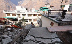 Read more about the article സര്‍ക്കാര്‍ ഇടപെട്ടു; ജോഷിമഠ് ഇടിഞ്ഞു താഴുന്നുവെന്ന റിപ്പോര്‍ട്ട് പിന്‍വലിച്ച് ഐ.എസ്.ആർ.ഓ