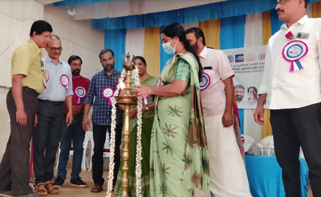 Read more about the article ജി.എച്ച്.എസ്.എസ് ഹൊസ്ദുര്‍ഗില്‍ നിയുക്തി തൊഴില്‍ മേള നടത്തി; നഗരസഭ ചെയര്‍പേഴ്‌സണ്‍ കെ.വി.സുജാത ഉദ്ഘാടനം ചെയ്തു