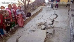 Read more about the article നുറുങ്ങുന്ന വിങ്ങലുകളിൽ കരള്‍ പിടയുന്നു; ഭൂമി പിളരുന്നു, ഉള്ളുലയ്ക്കുന്ന കാഴ്‌ചയായി ജോഷി മഠ്