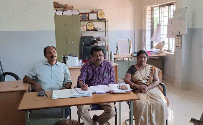 Read more about the article കാസര്‍കോടിനെ വലിച്ചെറിയല്‍ മുക്ത ജില്ലയാക്കുന്നതിനുള്ള നടപടികള്‍ 26ന് ആരംഭിക്കും; ജില്ലാതല മാലിന്യ പരിപാലന ഏകോപന സമിതി യോഗം ചേര്‍ന്നു