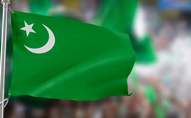 You are currently viewing മുസ്‌ലിങ്ങൾ രാജ്യത്ത് വെല്ലുവിളികൾ നേരിടാത്തതിന്‍റെ കാരണം ഇന്ത്യയുടെ ഭരണഘടനയുടെ ശക്തി; എ.പി വിഭാഗത്തോട് പ്രതികരണവുമായി മുസ്‌ലിം ലീഗ്