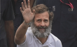 Read more about the article പൂർത്തിയാക്കാൻ സാധിക്കുമോ എന്ന ഉറപ്പില്ലാതെ ഇറങ്ങി പുറപ്പെട്ട യാത്ര; ജനങ്ങൾ അർപ്പിച്ച വിശ്വാസമാണ് കരുത്തെന്ന് ജോഡോ യാത്രയുടെ സമാപന ചടങ്ങിൽ രാഹുൽ ഗാന്ധി