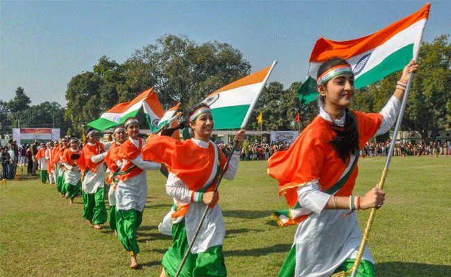 Read more about the article റിപ്പബ്ലിക് ദിനാഘോഷത്തിനായി കാസർകോട് ജില്ല ഒരുങ്ങി; മന്ത്രി അഹമ്മദ് ദേവര്‍കോവില്‍ ദേശീയ പതാക ഉയർത്തും