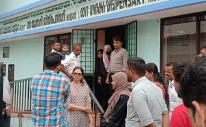 Read more about the article ജില്ലാ കളക്ടറുടെ വില്ലേജ് ഓഫീസ് സന്ദര്‍ശനം തുടരുന്നു; 9ന് വെസ്റ്റ് എളേരി, ഭീമനടി, കിനാനൂര്‍ വില്ലേജ് ഓഫീസുകള്‍ സന്ദര്‍ശിക്കും