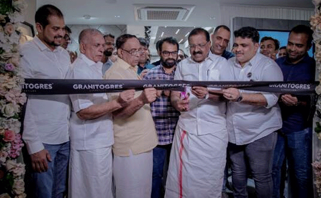 Read more about the article കേരളത്തിലെ ആദ്യ ഗ്രാനിറ്റോഗ്രസ് എക്സ്ക്ലൂസീവ് ഷോറൂം കാസർകോട് എ.ബി.സിയിൽ പ്രവർത്തനമാരംഭിച്ചു
