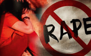 Read more about the article ആറുവയസുകാരിയെ പീഡിപ്പിച്ചു കൊലപ്പെടുത്തിയ കേസിൽ പതിനഞ്ചുകാരൻ പിടിയിൽ; പ്രതി അശ്ശീല വീഡിയോയ്ക്ക് അടിമയെന്ന് പോലീസ്