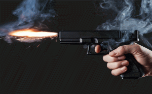 Read more about the article കളിയില്‍ തോറ്റതിന് കളിയാക്കി ചിരിച്ചത് ഇഷ്ടമായില്ല ; 12 വയസ്സുള്ള പെണ്‍കുട്ടി ഉള്‍പ്പെടെ ഏഴുപേരെ വെടിവെച്ചുകൊന്ന് യുവാക്കള്‍