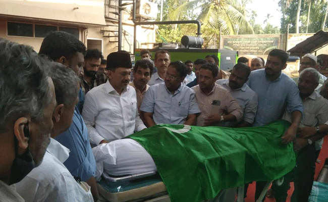 Read more about the article ടി. ഇയുടെ ദേഹവിയോഗത്തോടെ നഷ്ടമായത് സൗമ്യമുഖമുള്ള കർമ്മനിരതനായ നേതാവിനെ: കെ. എം. സി. സി