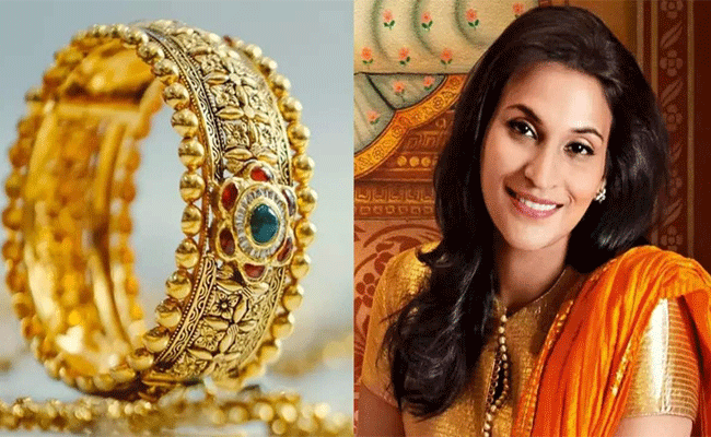 You are currently viewing ഐശ്വര്യ രജനീകാന്തിൻ്റെ വീട്ടിലെ ആഭരണ മോഷണം; വീട്ടുജോലിക്കാരി പിടിയിൽ