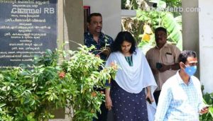 Read more about the article ഏഷ്യാനെറ്റ് ന്യൂസ് വ്യാജ വീഡിയോ നിര്‍മാണം; വാർത്ത എഡിറ്റർ സിന്ധു സൂര്യകുമാറിനെ ചോദ്യം ചെയ്‌തു