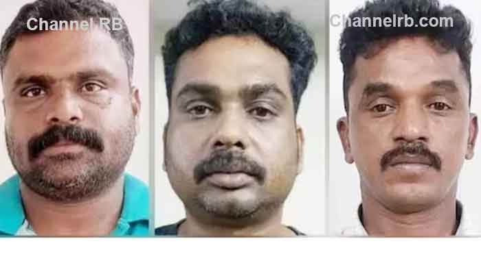 Read more about the article പൊലീസ് ചമഞ്ഞ് ചീട്ടു​ക​ളി സം​ഘ​ത്തി​ൽ ​നി​ന്ന് ആ​റു​ലക്ഷം രൂ​പ ത​ട്ടിയെടുത്തു; ബസ് ഡ്രൈവർമാർ അറസ്റ്റിൽ