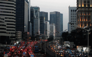 Read more about the article എന്തുകൊണ്ടാണ് ഇന്തോനേഷ്യ തലസ്ഥാനം ജക്കാർത്തയിൽ നിന്ന് ബോർണിയോയിലേക്ക് മാറ്റുന്നത്? കാരണം അറിയാം