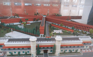 Read more about the article കേന്ദ്രം 120 കോടി രൂപ അനുവദിക്കും; സമൂഹത്തിന് ഭീഷണിയായ തടവുകാരെ പാർപ്പിക്കാൻ ആൻഡമാനിലെ സെല്ലുലാർ ജയിൽ മാതൃക ഡൽഹിയിലും