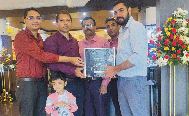 You are currently viewing ബിന്ദു ജ്വല്ലറിയില്‍ കിസ്‌ന ഗ്രാന്‍ഡ്‌ ഡയമണ്ട്‌ എക്‌സിബിഷന്‍ ആരംഭിച്ചു