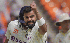 Read more about the article ഇരട്ട സെഞ്ച്വറിക്ക് അരികെയെത്തി കോഹ്ലി പുറത്തായി; ഓസ്ട്രേലിയക്കെതിരെ ഇന്ത്യക്ക് 91 റണ്‍സ് ലീഡ്