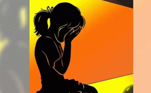 Read more about the article പ്രായപൂര്‍ത്തിയാകാത്ത 15കാരി പെണ്‍കുഞ്ഞിന് ജന്മം നല്‍കി; ഗർഭിണിയെന്ന വിവരം പെണ്‍കുട്ടിയുടെ വീട്ടുകാര്‍ അറിയുന്നത് പ്രസവിച്ച ശേഷം മാത്രം