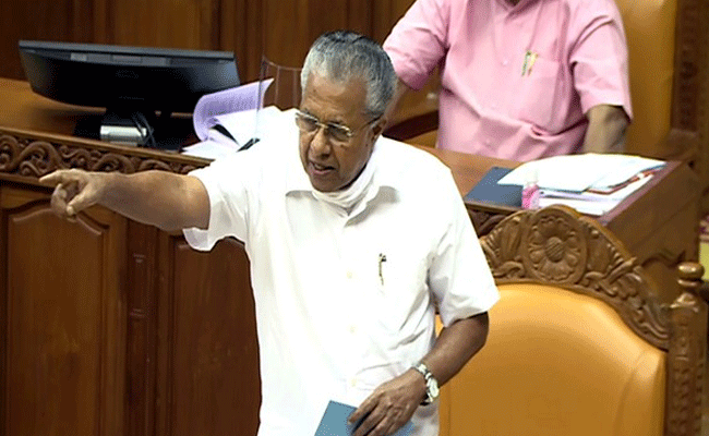 Read more about the article ഏഷ്യാനെറ്റ് ന്യൂസ് വ്യാജവാര്‍ത്ത; സംസ്ഥാനത്ത് മാധ്യമസ്വാതന്ത്ര്യം നിയന്ത്രിക്കുന്ന നടപടിയുണ്ടായിട്ടില്ല: മുഖ്യമന്ത്രി