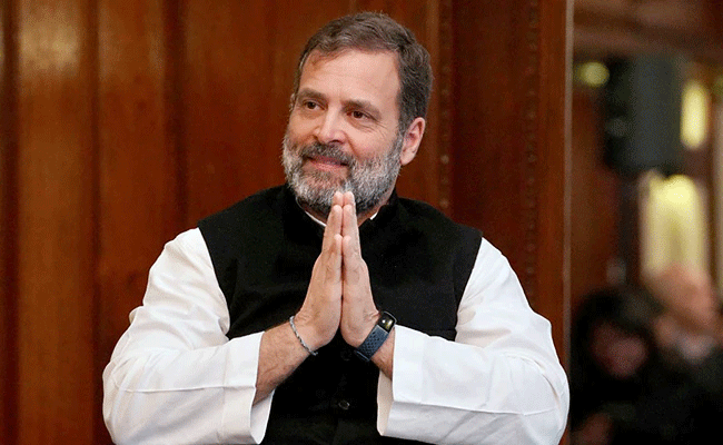 Read more about the article ലോക്സഭയില്‍ നിന്ന് അയോഗ്യനാക്കപ്പെട്ട സാഹചര്യം; വയനാട്ടിലെ വോട്ടർമാർക്ക് വിശദീകരിച്ച് കത്തെഴുതുമെന്ന് രാഹുൽ ​ഗാന്ധി