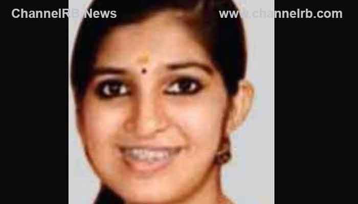 You are currently viewing കണ്ണീർ അടക്കാനാവാതെ ഉറ്റവരും ബന്ധുക്കളും; അടുപ്പില്‍ നിന്ന് വസ്ത്രത്തില്‍ തീപിടിച്ച്‌ പൊള്ളലേറ്റ് ചികിത്സയിലായിരുന്ന യുവതി മരിച്ചു