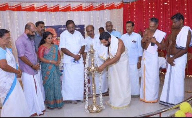 Read more about the article കല്യാൽ മുച്ചിലോട്ട് ഭഗവതി ക്ഷേത്രം പുനപ്രതിഷ്ഠ ബ്രഹ്മ കലശ മഹോത്സവം: ആഘോഷ കമ്മിറ്റി രൂപീകരണം നടന്നു