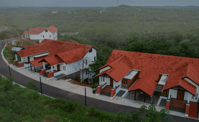 Read more about the article കണ്ണൂരിലെ വൈദേകം റിസോര്‍ട്ടില്‍ ഇന്‍കം ടാക്സ് പരിശോധന; കള്ളപ്പണ ഇടപാട് നടന്നെന്ന പരാതിയില്‍ ഇ.ഡിയും എത്തുന്നു